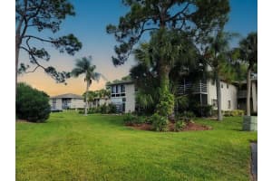 33 Lake Vista 206 Trail 206 Port Saint Lucie, FL 34952 Sold 04/21/23
