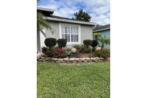 1028 Salmon Isle Green Acres, FL 33413 Sold 02/28/23