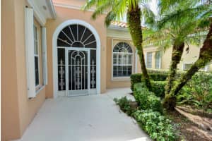 1322 Sw Eagleglen Place Stuart, FL 34997 Sold 06/12/23