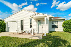 5504  Courtney Circle Boynton Beach, FL 33437 Sold 02/10/23