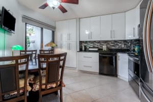 7485  Glendevon Lane   1102, Delray Beach, FL 33446 Sold 10/25/23