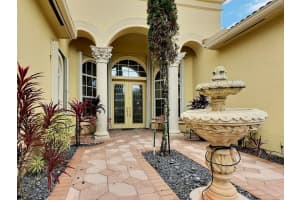 8768 Via Prestigio E Wellington, FL 33411 Sold 06/07/23