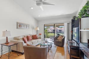 5631 Coach House Circle H, Boca Raton, Fl 33486 Boca Raton, FL 33486 Sold 02/28/23