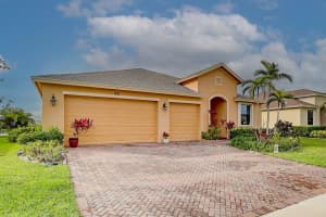 1105 N Verona Trace Dr Drive  N, Vero Beach, FL 32966 Sold 06/16/23