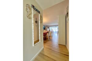 32  Abbey Lane   208, Delray Beach, FL 33446 Sold 07/28/23