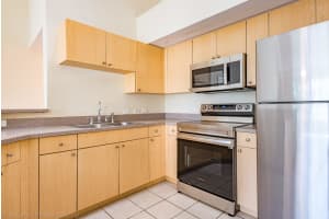 1218 Villa Cir, Delray Beach, FL 33483, Sold 05/16/23