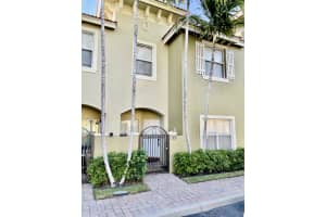 103 Lake Monterey Cir, Boynton Beach, FL 33426, Sold 01/31/23