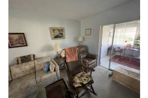 800  Nantucket Circle, Lake Worth Beach, FL 33467 Sold 11/15/23