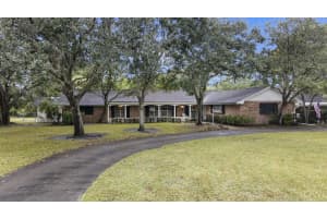 8267 Nashua Drive Palm Beach Gardens, FL 33418 Sold 02/08/23