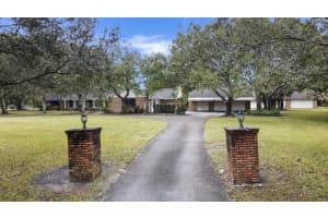 8267 Nashua Drive Palm Beach Gardens, FL 33418 Sold 02/08/23