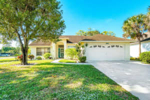 101 Royal Pine Cir S, Royal Palm Beach, FL 33411, Sold 02/24/23