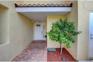 931 Palm Trail 1, Delray Beach, Fl 33483 Delray Beach, FL 33483 Sold 03/10/23