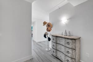 700 E Boynton Beach Boulevard 402, Boynton Beach, Fl 33435 Boynton Beach, FL 33435 Sold 03/02/23