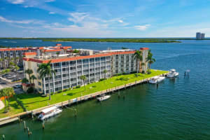 100 Paradise Harbour Boulevard 311 North Palm Beach, FL 33408 Sold 07/17/23