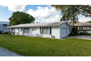 821 W Oyster Lane, Lantana, Fl 33462 Manalapan, FL 33462 Sold 03/31/23