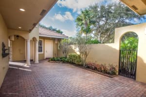 150  Via Castilla Jupiter, FL 33458 Sold 05/19/23