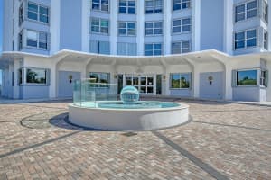 5200 N Ocean Drive   Ph2 Singer Island, FL 33404 Sold 04/20/23