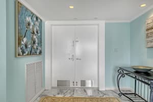 5200 N Ocean Drive   Ph2 Singer Island, FL 33404 Sold 04/20/23