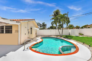 499 Ne 46th Street Boca Raton, FL 33431 Sold 04/03/23