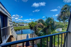 2487  Waterside Drive Lake Worth, FL 33461 Sold 01/31/23