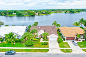 1152 Lake Breeze Dr, Wellington, FL 33414, Sold 01/27/23