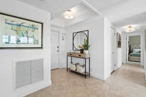 400 Seasage Drive 701, Delray Beach, Fl 33483 Delray Beach, FL 33483 Sold 02/15/23