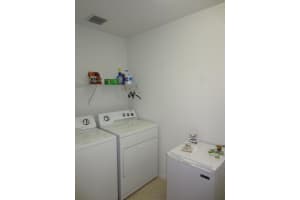 1813 Lakefront Boulevard B2 Fort Pierce, FL 34982 Sold 03/31/23