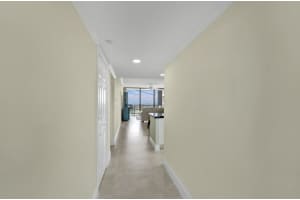 356 Golfview Road 1202 (ph2) North Palm Beach, FL 33408 Sold 04/18/23