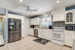 718 SW 27th Pl, Boynton Beach, FL 33435, Sold 03/22/23