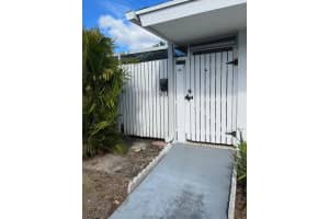 83 East Court Royal Palm Beach, FL 33411 Sold 02/08/23