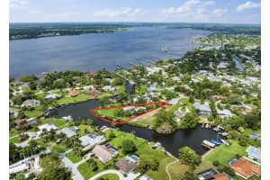1606 Nw Bay Tree Circle, Stuart, Fl 34994 Stuart, FL 34994 Sold 03/09/23