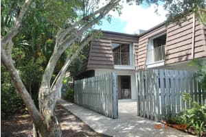 1984 NE Dixie Highway   2, Jensen Beach, FL 34957 Sold 10/25/24