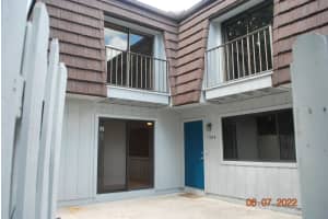 1984 NE Dixie Highway   2, Jensen Beach, FL 34957 Sold 10/25/24