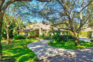 9947 Se Oak Tree Terrace Jupiter, FL 33469 Sold 06/15/23