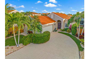 2657  La Lique Circle Palm Beach Gardens, FL 33410 Sold 02/09/23