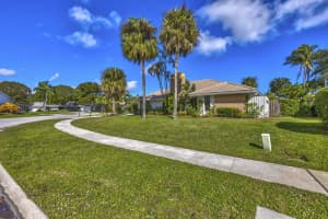 12890 La Rochelle Cir, West Palm Beach, FL 33410, Sold 02/08/23