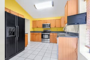 3231  Jog Park Drive Green Acres, FL 33467 Sold 02/28/23