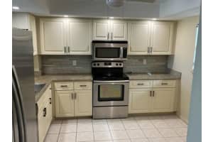 801 S Ocean Dr, Fort Pierce, FL 34949, Sold 04/05/23