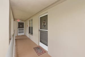 2  Lake Vista Trail   206 Port Saint Lucie, FL 34952 Sold 04/07/23