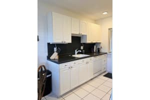 1580 Nw 18th Avenue   98-b Delray Beach, FL 33445 Sold 03/03/23
