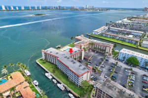 105 Paradise Harbour Boulevard 203, North Palm Beach, Fl 33408 North Palm Beach, FL 33408 Sold 02/13/23