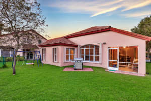 2043 Bonisle Circle Palm Beach Gardens, FL 33418 Sold 04/25/23