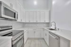 1050 Summit Place Circle D West Palm Beach, FL 33415 Sold 01/26/23