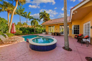 2663 Hampton Circle S Delray Beach, FL 33445 Sold 02/17/23