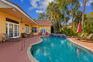 2663 Hampton Circle S Delray Beach, FL 33445 Sold 02/17/23