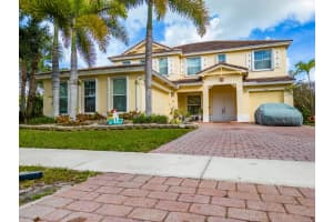 464 Saint Emma Drive Royal Palm Beach, FL 33411 Sold 04/25/23