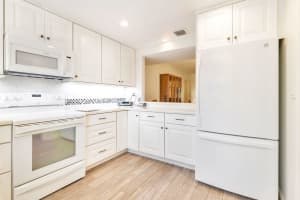 300 N Highway A1a, N-201 Jupiter, FL 33477 Sold 03/15/23