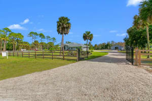 1650  Stallion Drive Loxahatchee, FL 33470 Sold 01/31/23