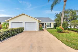 11078 SE Sea Pines Cir, Hobe Sound, FL 33455, Sold 02/23/23