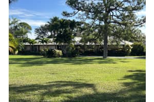 8082 Nashua Drive Palm Beach Gardens, FL 33418 Sold 03/30/23